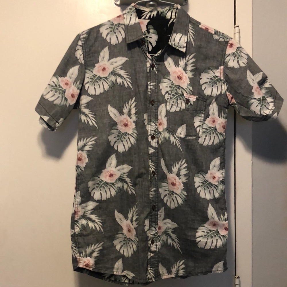 Brand new Bonobos Men’s Small ShortSleeve shirt🌸